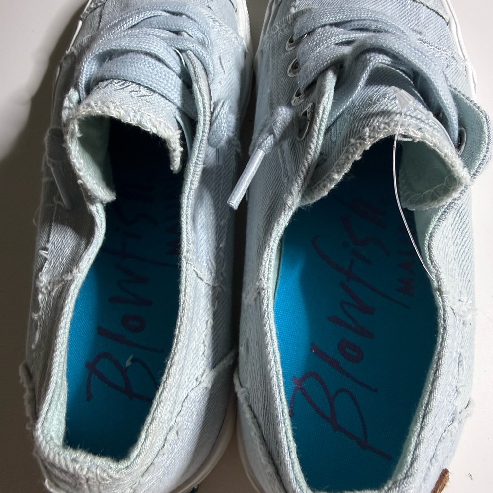 blowfish Malibu Light Blue Casual denim Sneakers new sz 7 - Picture 4 of 6